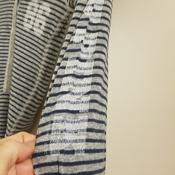 FLASHππPINK ππVictoria's Secret ππM Teeππ - Picture 4 of 8